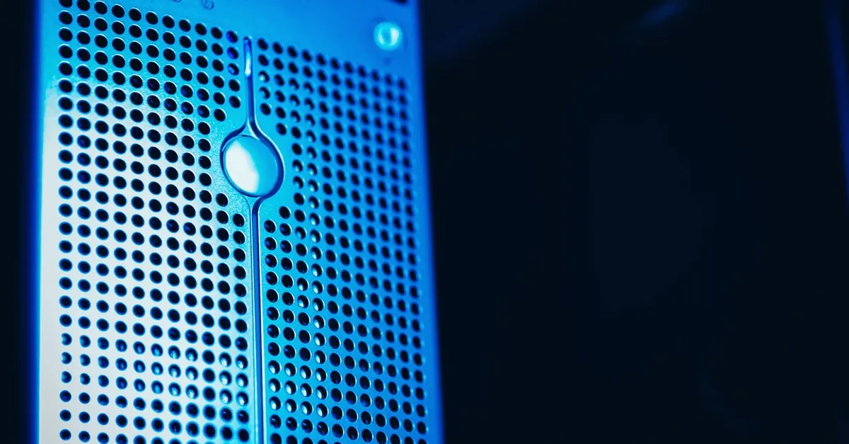 Servery v datovém centru během migrace